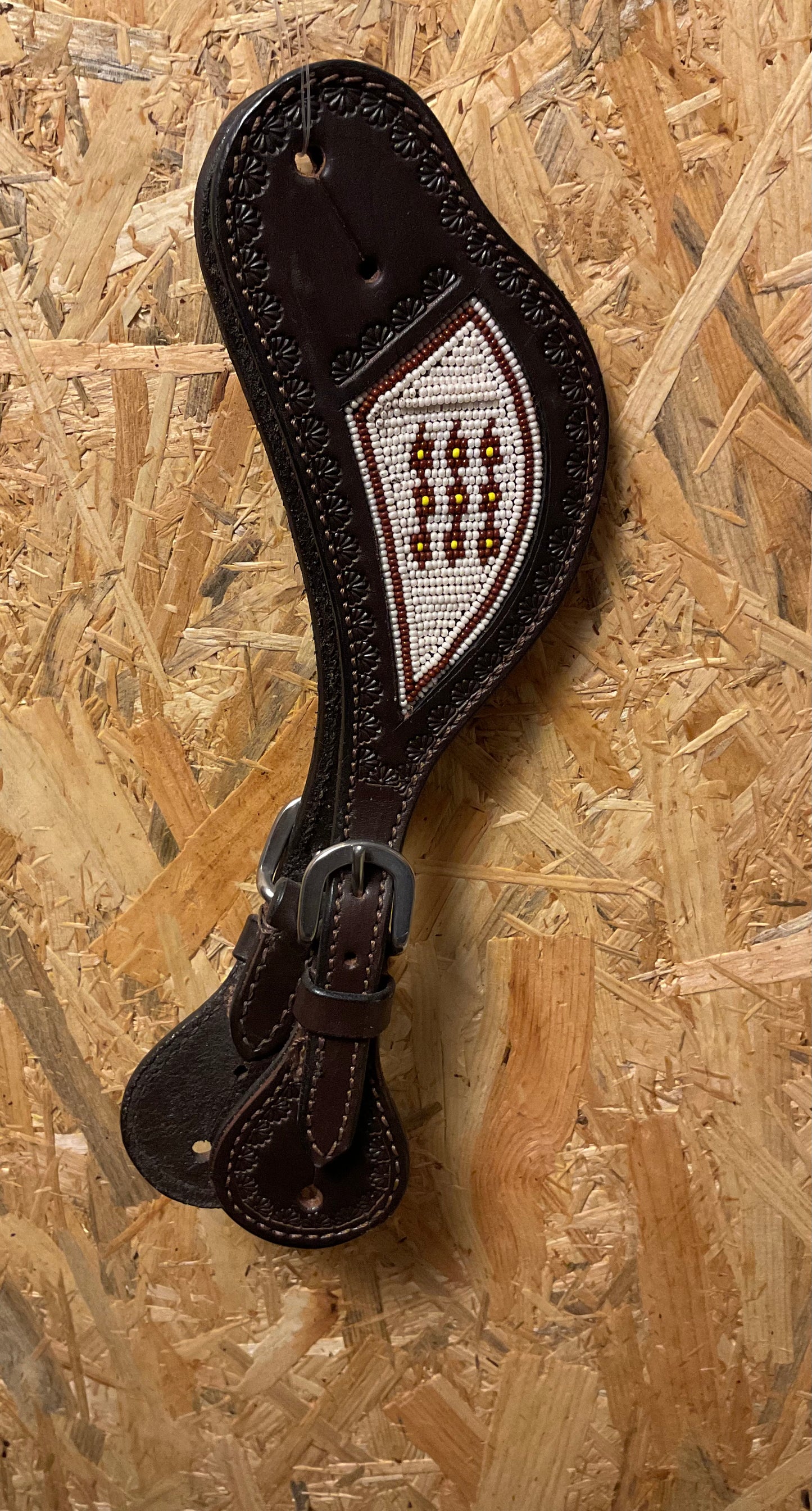 Sporenriemen, Perlenmuster