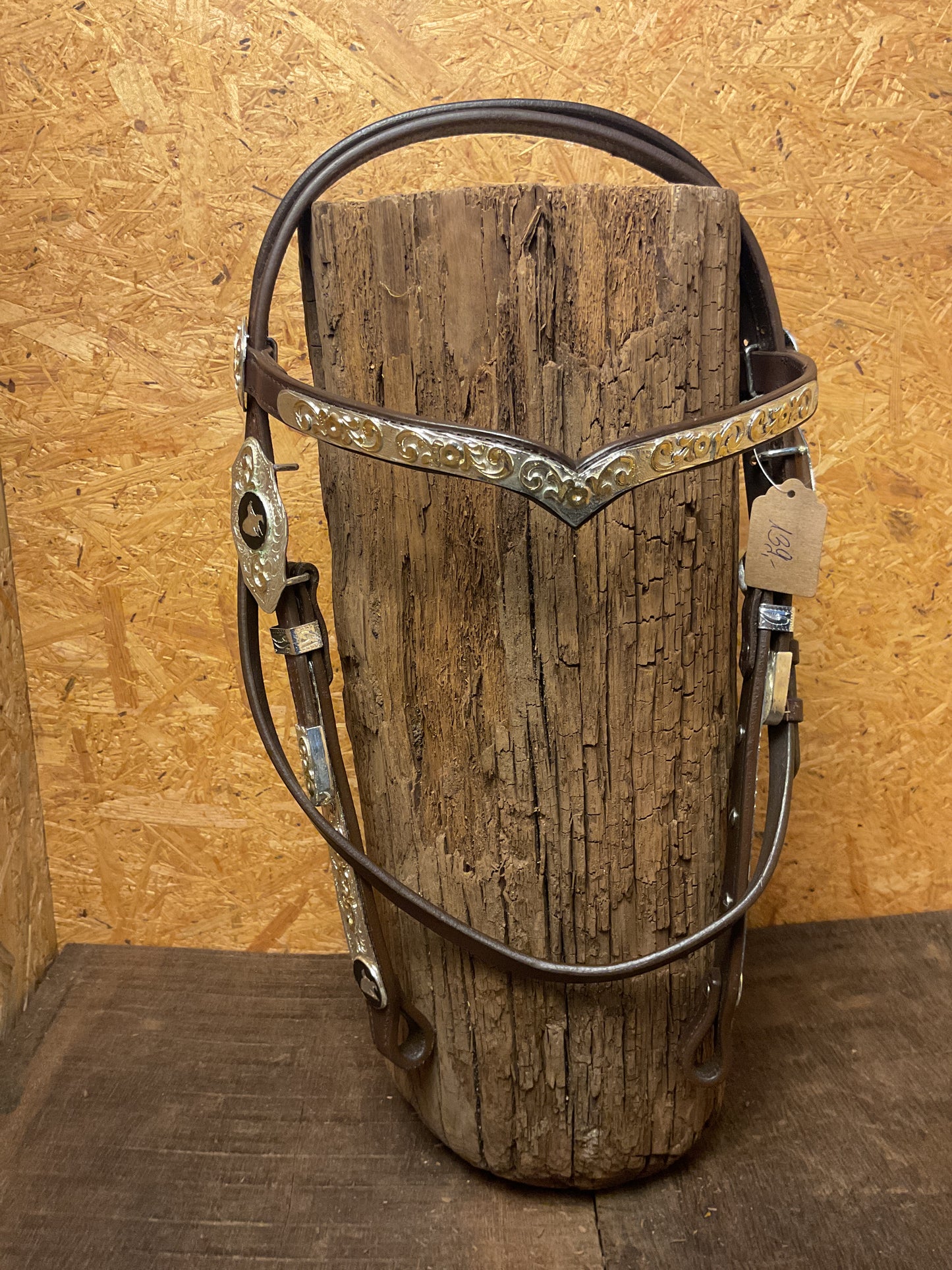 Kopfstück mit Silber „. Einzelstück „